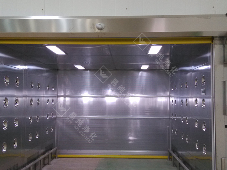 快速卷簾門貨淋室014.jpg